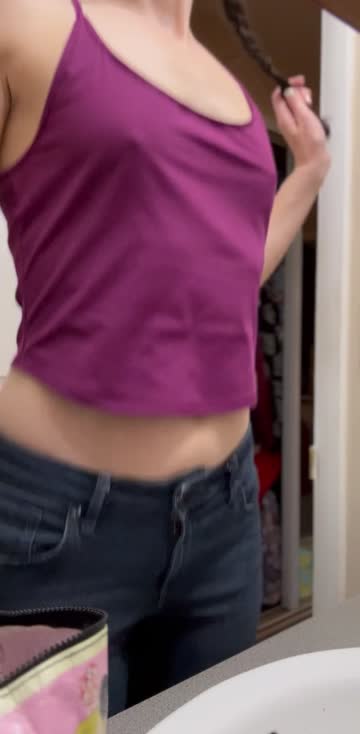 bouncing tits tits natural tits nsfw video