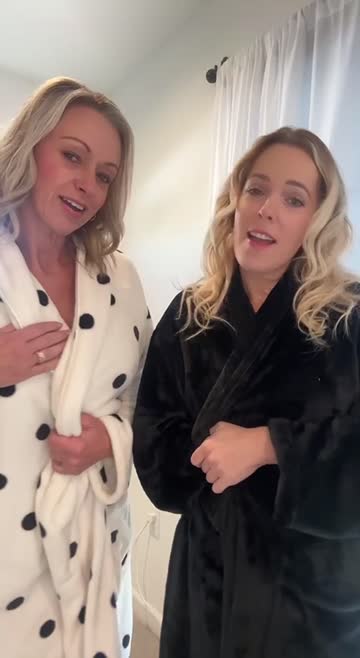 tiktok boobs fake tits 