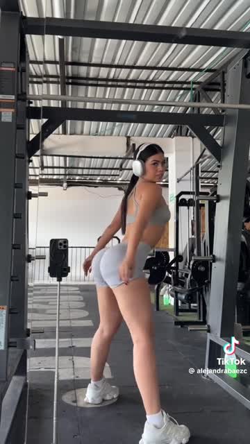 big tits amateur ass 