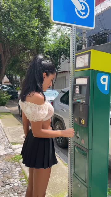 petite girls latina hot video