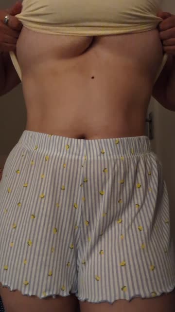 amateur onlyfans big tits tits nsfw video