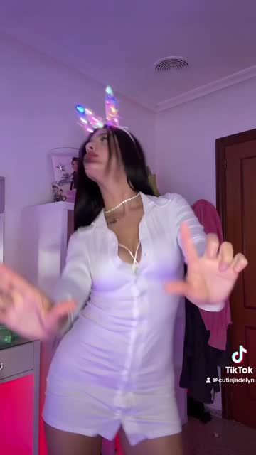 amateur ass big tits nsfw video