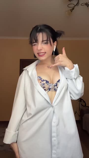 teen tits solo hot video