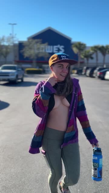 outdoor flashing r/caughtpublic 