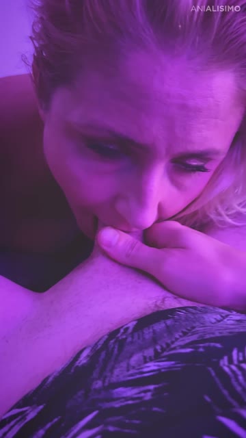 mature worship homemade blowjob blonde amateur nsfw video