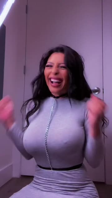 latina big tits busty boobs brunette huge tits sex video