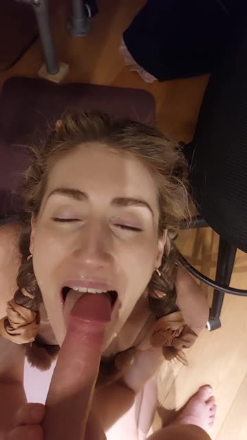 cumshot blowjob onlyfans blonde free porn video