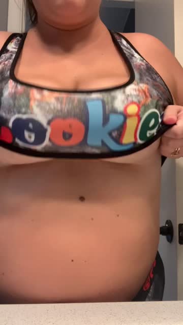 homemade hotwife wife titty drop fetish natural tits amateur free porn video