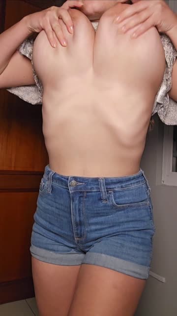 titty drop onlyfans huge tits homemade tits natural tits brunette free porn video
