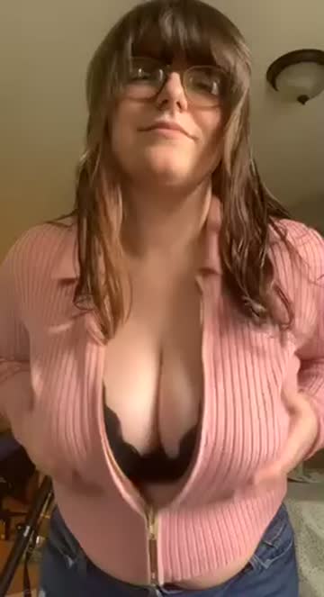 titty drop chubby big tits 