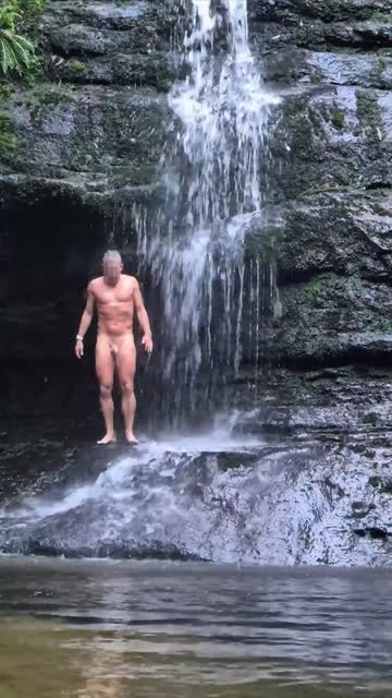 public outdoor naked hot video