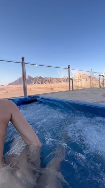 amateur bubble butt outdoor nsfw video