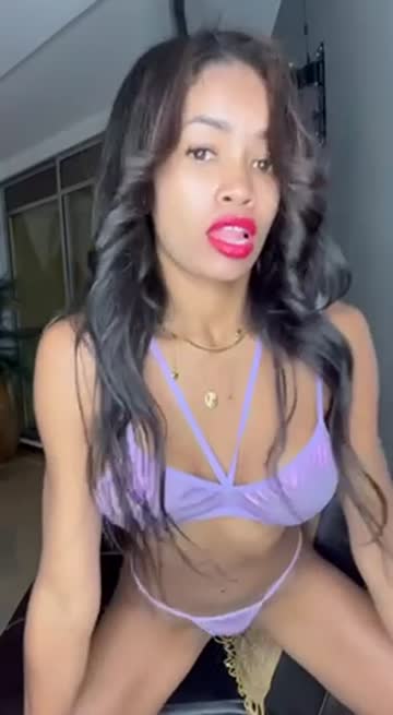 latina dancing erotic hot video