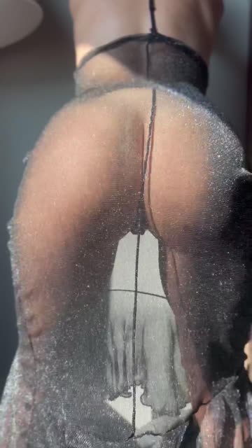 lingerie jiggling ass milf booty amateur 