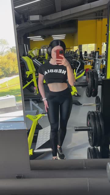 teen tits boobs 