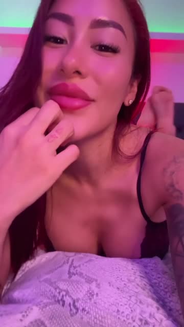 cute onlyfans ass asian japanese 