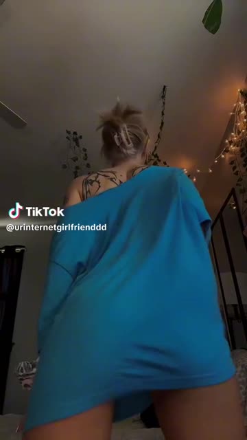 teen tiktok booty ass 