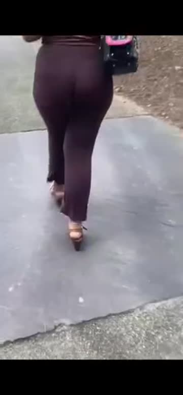 ass ebony yoga pants outdoor anal hot video