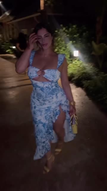 big ass ass walking dress free porn video