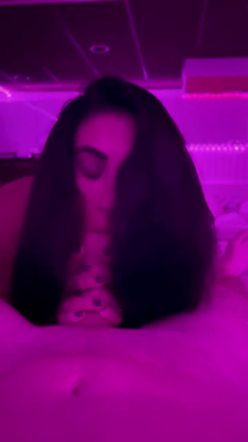 onlyfans brunette blowjob xxx video