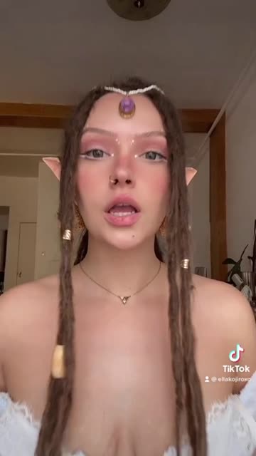 babe elf cosplay hot video