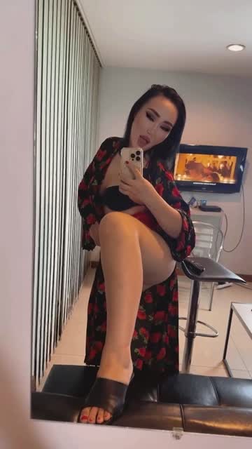 petite asian babe hot video
