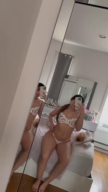 blonde masturbating homemade 