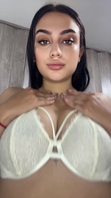 onlyfans teen tits hot video
