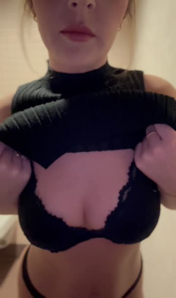 blonde onlyfans milf porn video