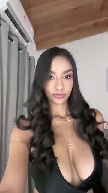 latina skirt cleavage sex video