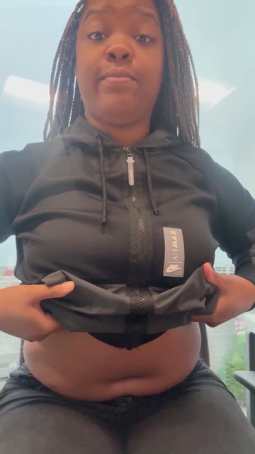 ebony boobs big tits surprise titty drop 
