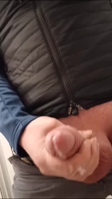 masturbating cum cumshot porn video