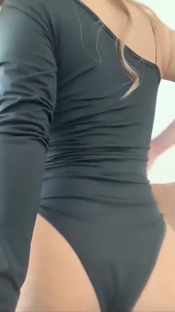 cumshot ass big tits amateur onlyfans 