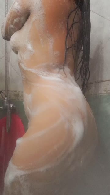 latina tits big tits 