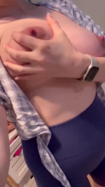 milf onlyfans tits amateur homemade natural tits big tits 