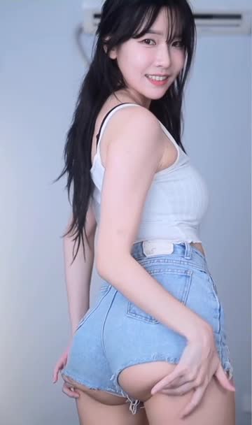 booty asian jiggle big ass korean ass jiggling nsfw video