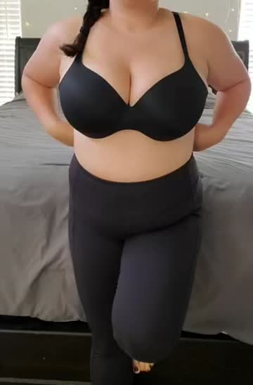 braless huge tits strip free porn video