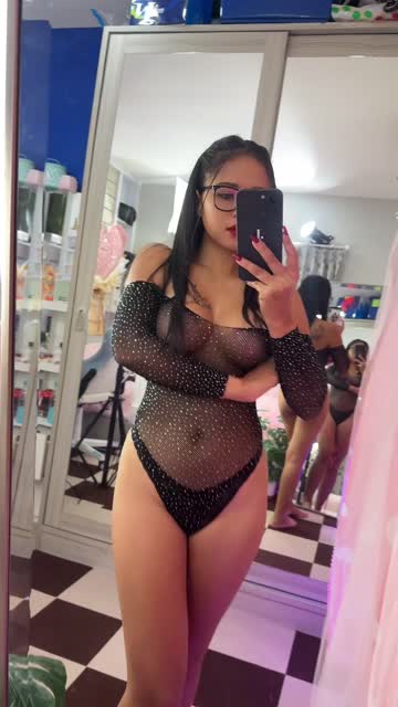 amateur onlyfans see through clothing babe 