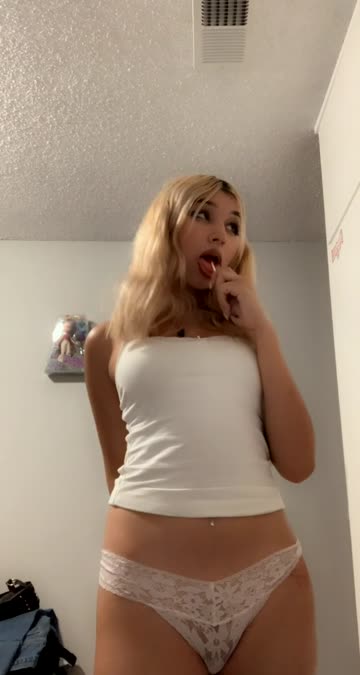 sucking 18 years old barely legal nsfw video