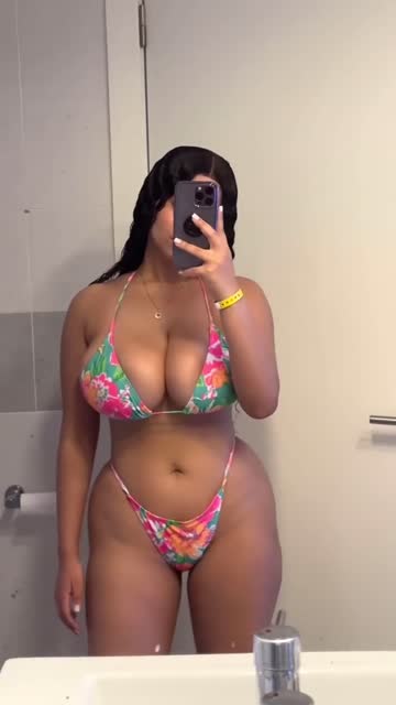 big ass big tits bikini 