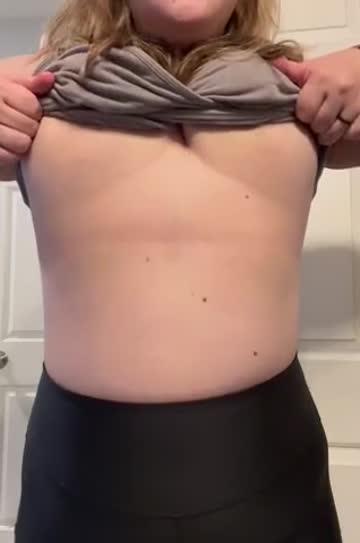 tits nipples titty drop sex video