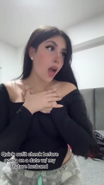 big tits brunette onlyfans 