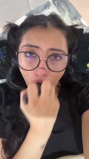 onlyfans amateur sucking hot video