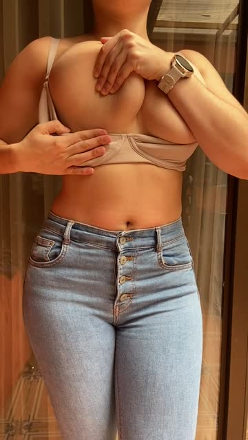 big tits boobs latina hot video