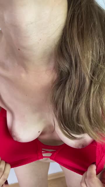 natural tits small tits tits 