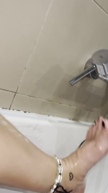 shower foot fetish feet feet fetish nails soles 