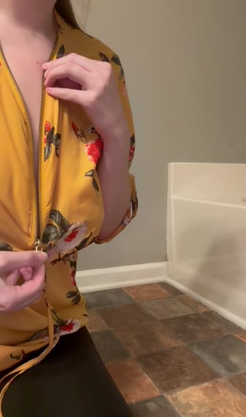 tease bouncing tits natural tits porn video