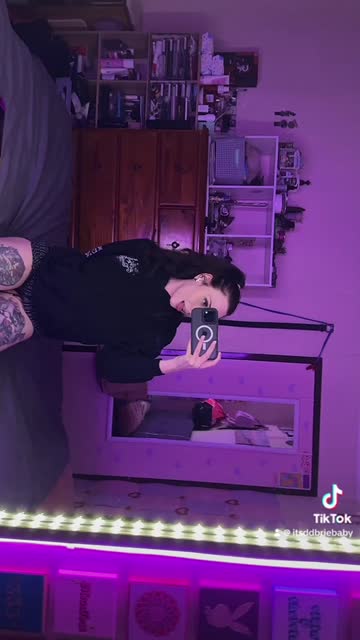 ddbrie cute tease 20 years old 