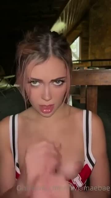 cumshot big eyes handjob porn video