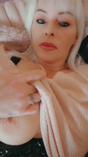 big tits blonde milf hot video